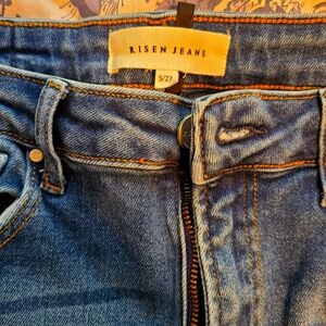 🩷🩷RISEN jeans 27 short with 30 inch inseam